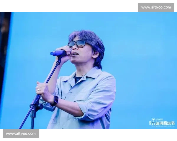 金东炫强势回归引热议 新专辑音乐风格突破与粉丝互动备受关注